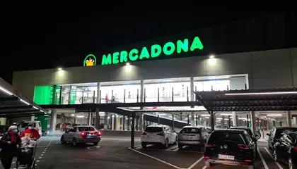 Mercadona Avenida Clara Campoamor, s/n, Picassent