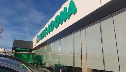 Mercadona Avenida Pintor Barba, 19, Pinos Puente