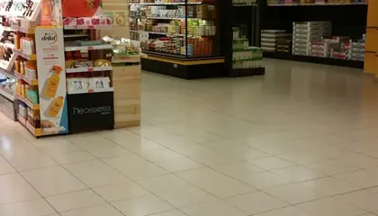 Mercadona Avenida Salamanca, 28, Plasencia