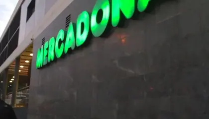 Mercadona Calle de la Serra D'En Camaró, 15, Sabadell