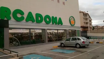 Mercadona Calle Avda. Maribel Lopez Perez-Ojeda, 39, Santa Pola