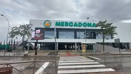 Mercadona Avenida Juan Carlos 1, 30, Tomelloso