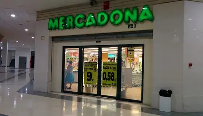 Mercadona Avenida del Vedat, s/n (c.c.las Américas), Torrent