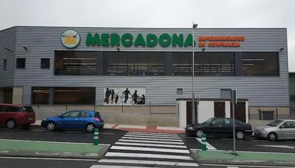 Mercadona Lugar Regueiro, 6 (áreas), Tui