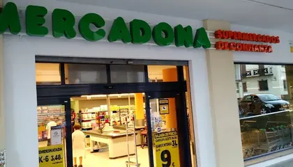 Mercadona Paseo de la Esperanza, 20, Ubrique