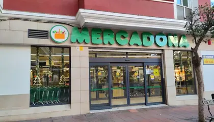 Mercadona Calle Seis de Junio, 64, Valdepeñas