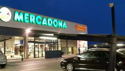Mercadona Avenida Medina Azahara, 2, Vera
