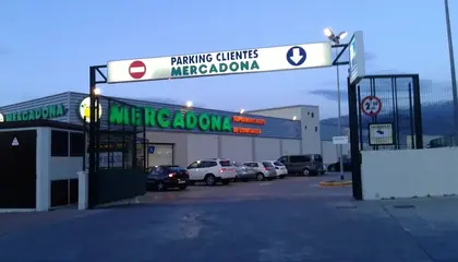 Mercadona Carretera de Dilar, s/n, Villa de Otura