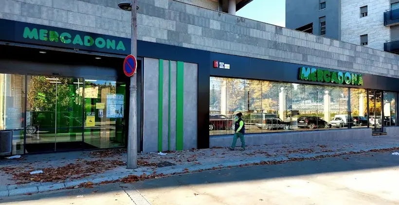 Mercadona en Calle Manuel Gutiérrez Mellado, 1, Monzón