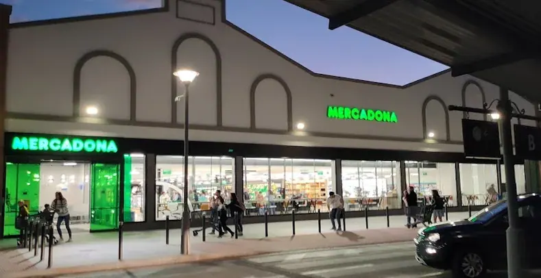 Mercadona en P.c Factory Outlet (la Noria) A-7 Km-571, Murcia