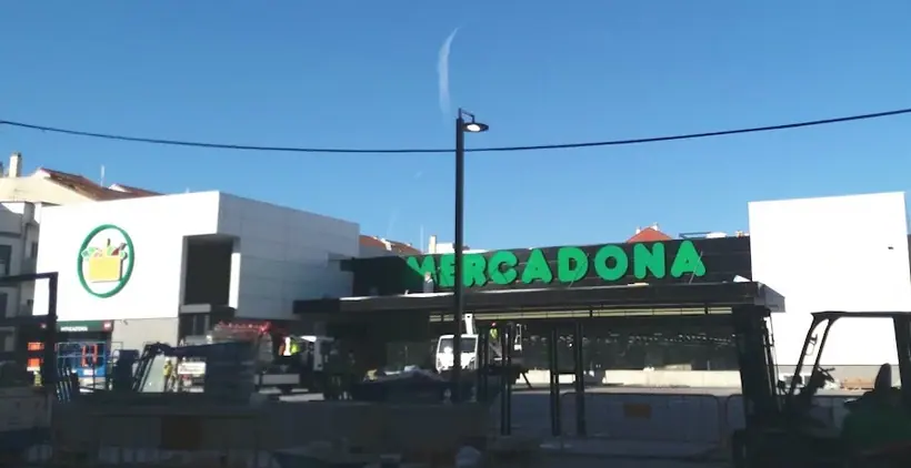 Mercadona en Calle San Joan de Ribera, 22, Paiporta