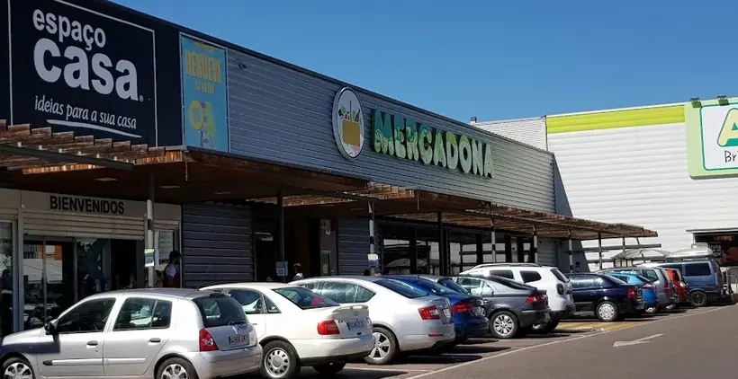 Mercadona en Avenida Debrasilia, 5 (c.c. Arambol), Palencia