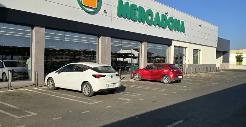 Mercadona en Gran Vía Aulio Cornelio, 51, Palma del Río