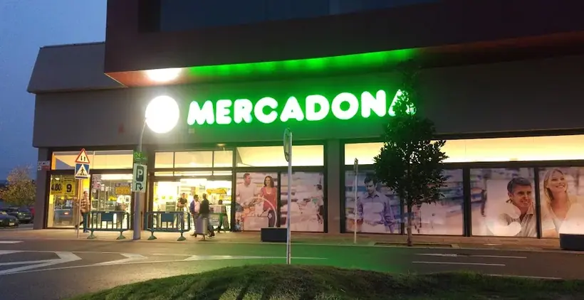 Mercadona en P.i. Eixample Sec. Iveco, 3 (c.c. Parets), Parets del Vallès