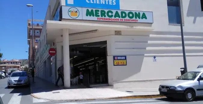 Mercadona en Calle Julio Román, 9, Petrer