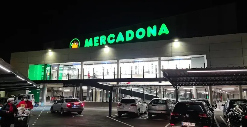 Mercadona en Avenida Clara Campoamor, s/n, Picassent