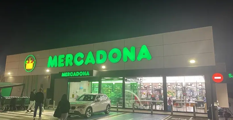 Mercadona en Avenida de la Torre, s/n, Pilar de la Horadada