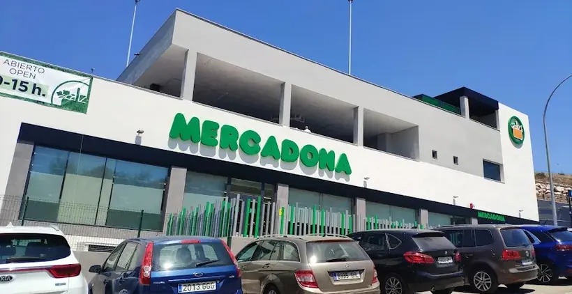 Mercadona en Calle Pepa Flores González, 3, Rincón de la Victoria