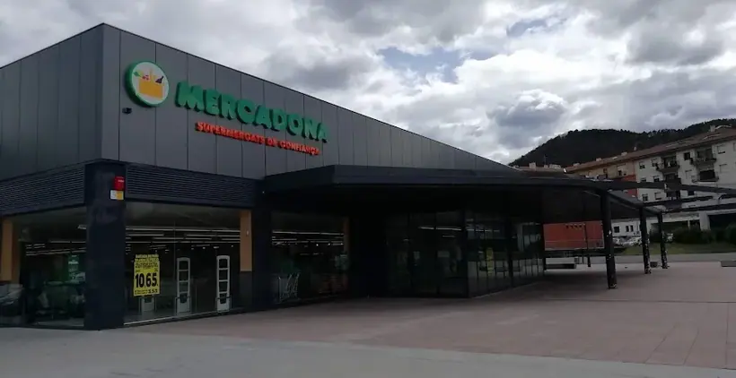 Mercadona en Calle de Les Mulleras, 33, Ripoll