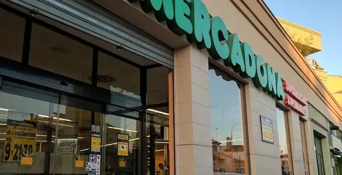 Mercadona en Avenida la Matea, Rota