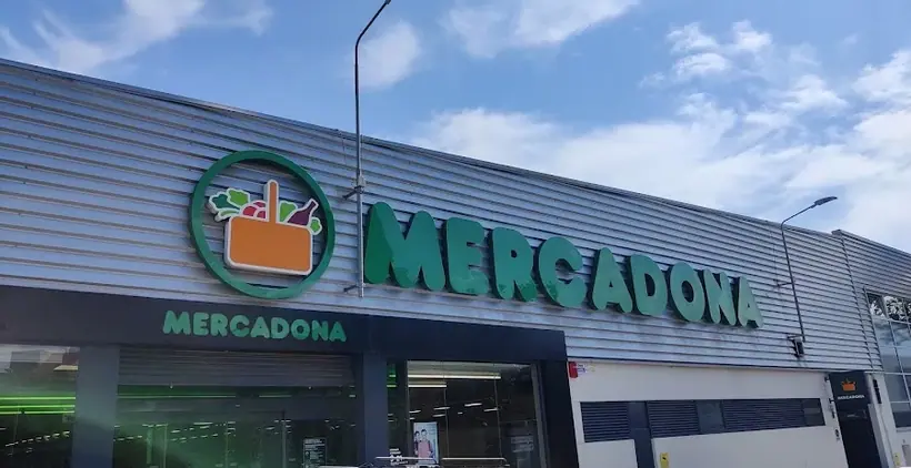 Mercadona en Calle Viladomat, 195, Sabadell