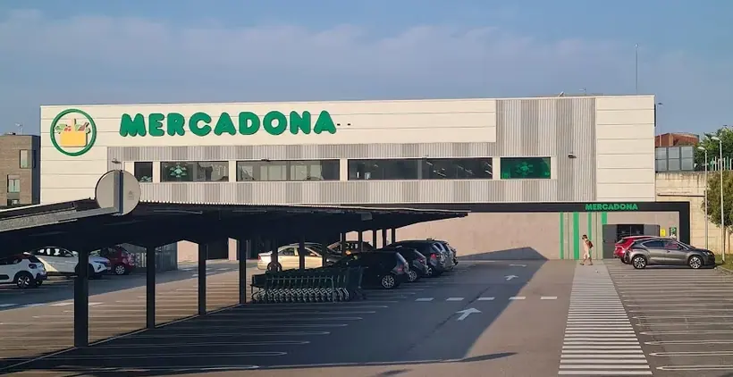 Mercadona en Calle José Pueyo, s/n, Santander
