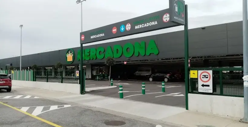 Mercadona en Avenida España, 6 (p.e. de Nantes), Sanxenxo