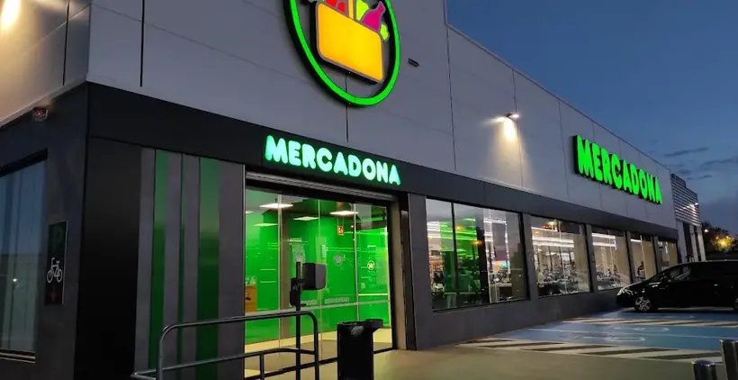 Mercadona en Carretera de Su Eminencia, 18, Sevilla