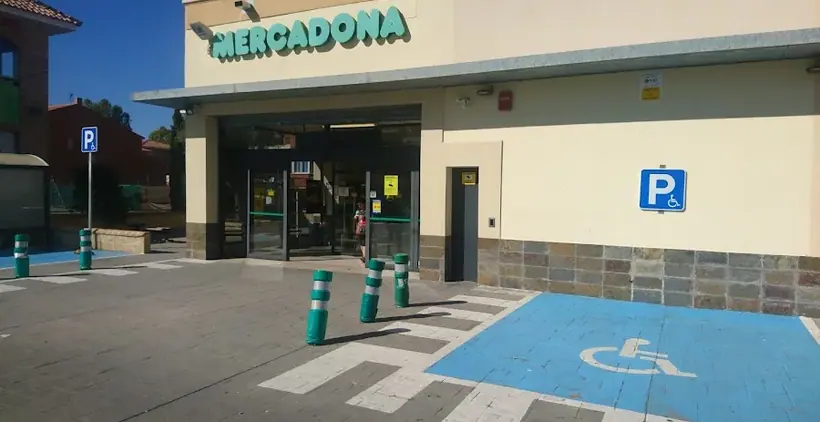 Mercadona en Calle Jose Antonio, 63, Sevilla la Nueva