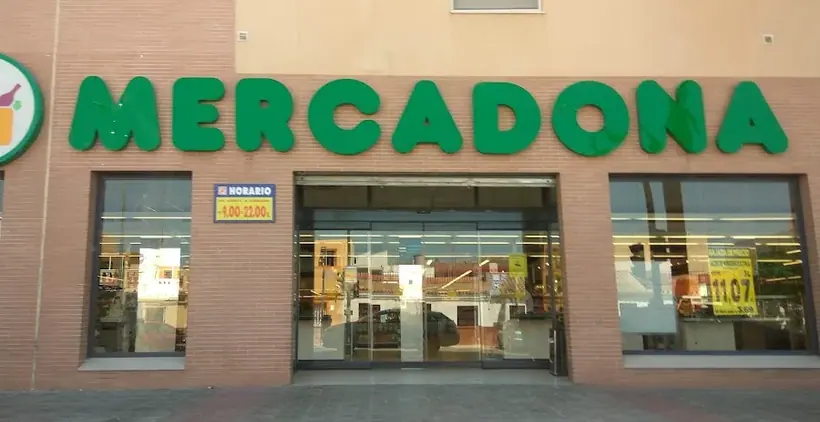 Mercadona en Calle Doña Marcela, 4, Utrera