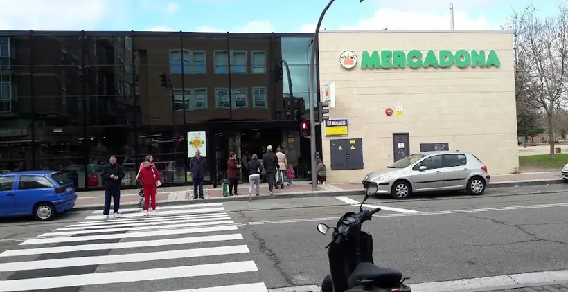 Mercadona en Calle Arca Real, 101, Valladolid