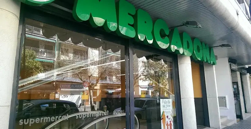 Mercadona en Calle Josep Coroleu, 137, Vilanova i la Geltrú