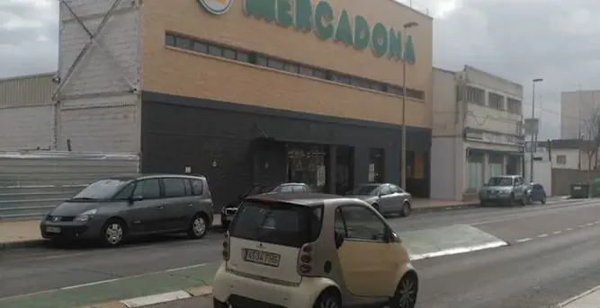 Mercadona en Avenida Reyes Católicos, 96, Villarrobledo