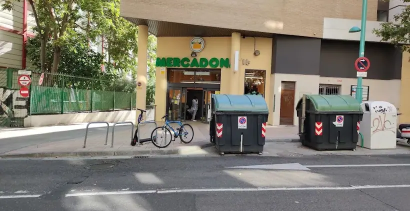 Mercadona en Avenida Cataluña, 1, Zaragoza