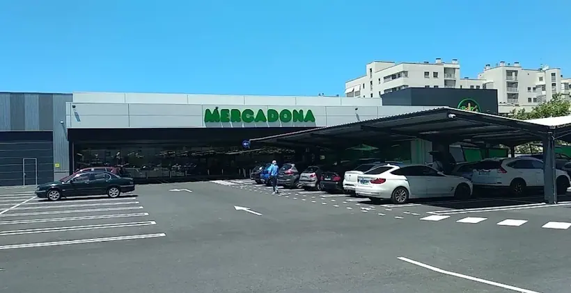 Mercadona en Calle Joaquín Rodrigo, s/n, Zaragoza